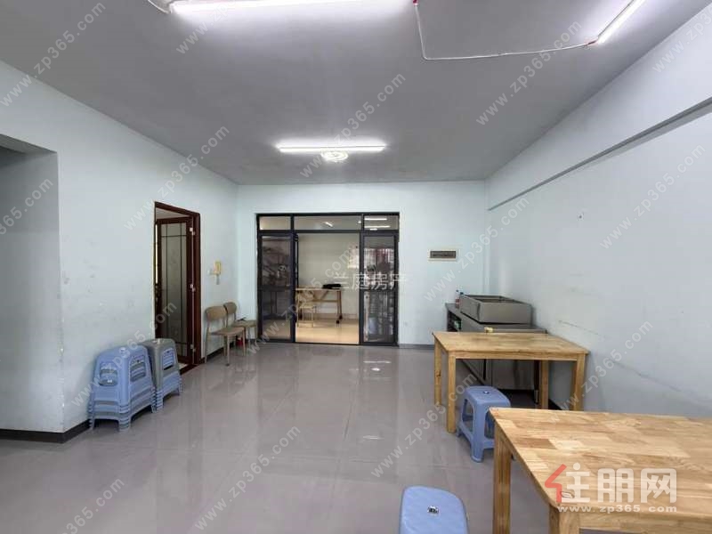 信地伴云居3房2厅2卫凤岭南优质住宅仅149万