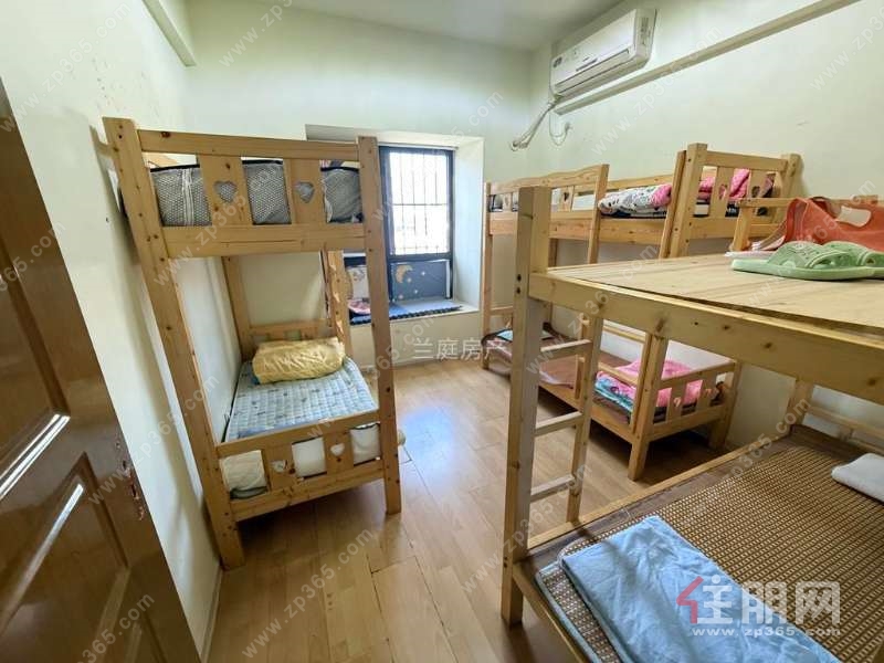 信地伴云居3房2厅2卫凤岭南优质住宅仅149万