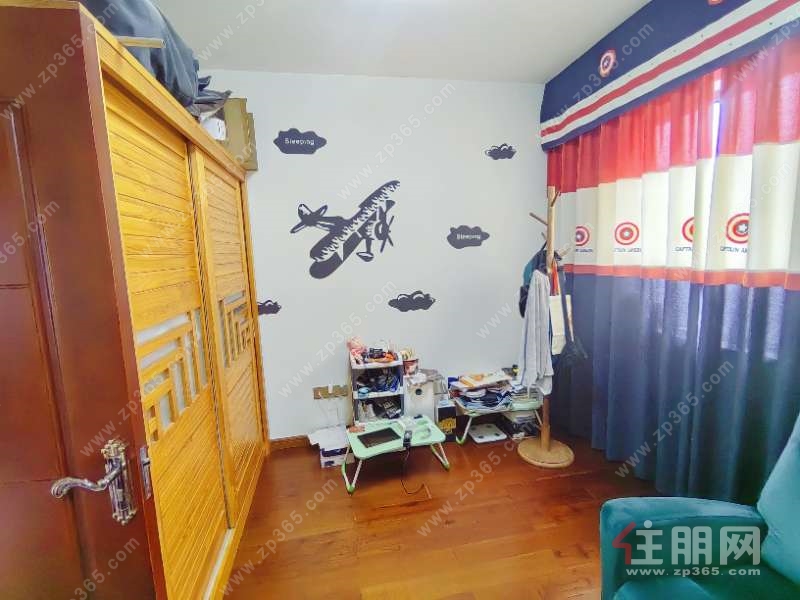 五象三中书包-万象汇地铁口