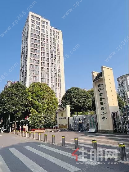 房东直售，买一层得两层