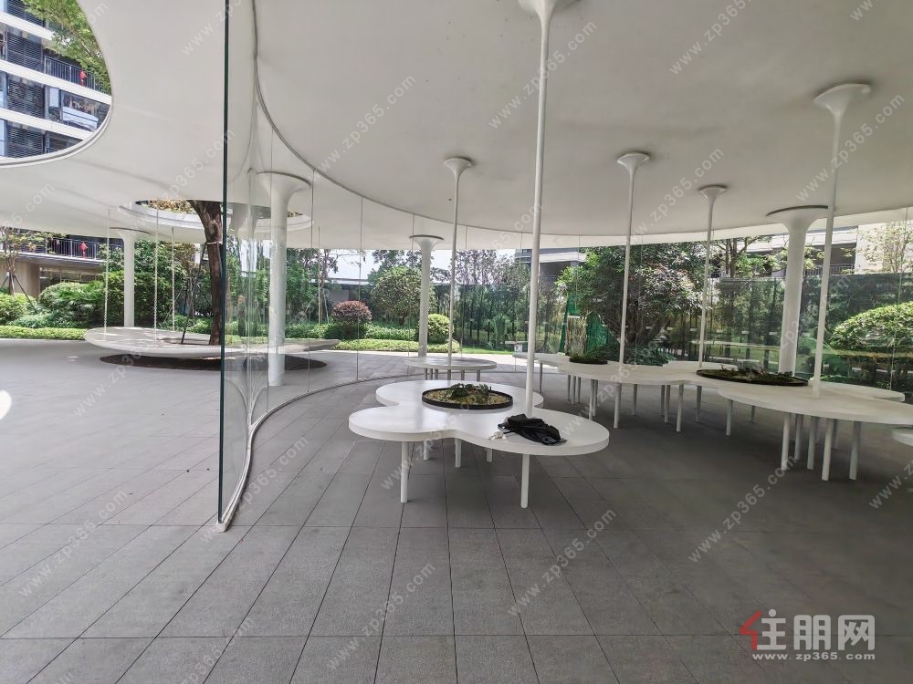未来城市3房 江南5号线地铁口  高层毛坯76万   合适可商量