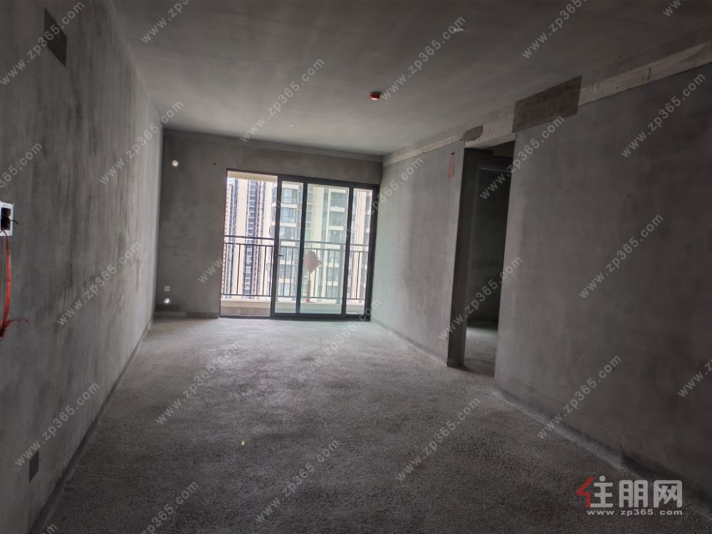 未来城市3房 江南5号线地铁口  高层毛坯76万   合适可商量
