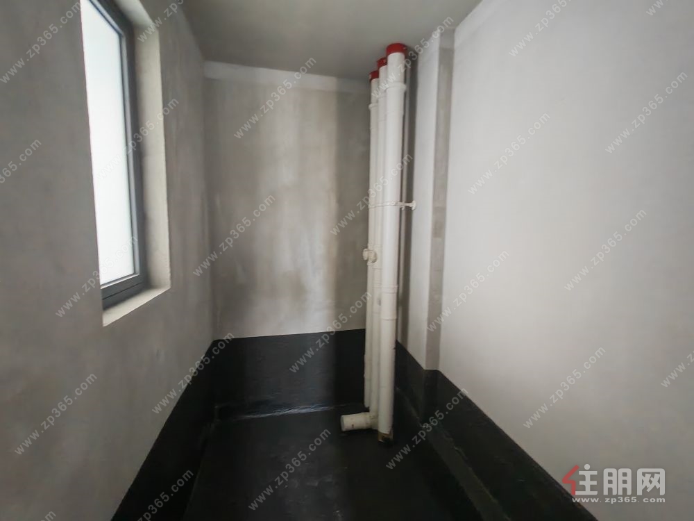 未来城市3房 江南5号线地铁口  高层毛坯76万   合适可商量