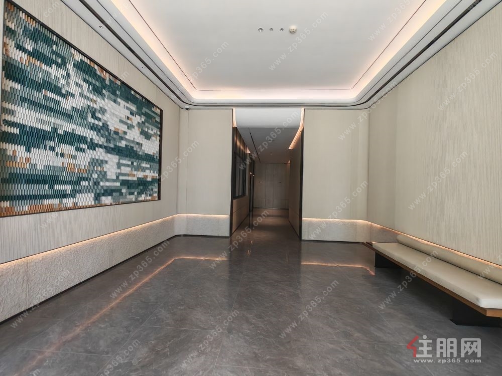 未来城市3房 江南5号线地铁口  高层毛坯76万   合适可商量