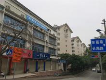 南宁市公安局长湖生活区