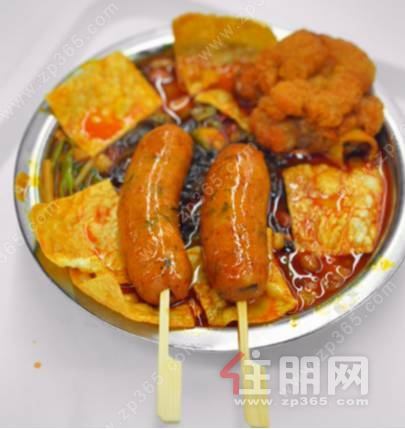 热门品牌烤肠大比拼：尊乐、本味鲜物vs桂味联，谁才是真正的“爆汁王”？