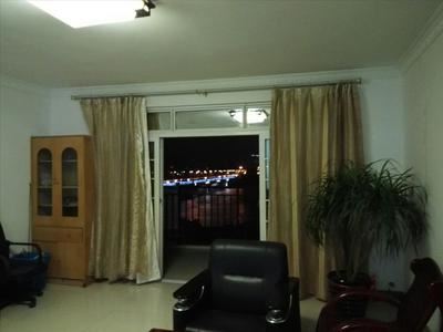 柳北区-江岸名轩一线江景大三房