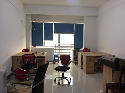 青秀区-东盟财经中心46㎡写字楼带办公用品低招租