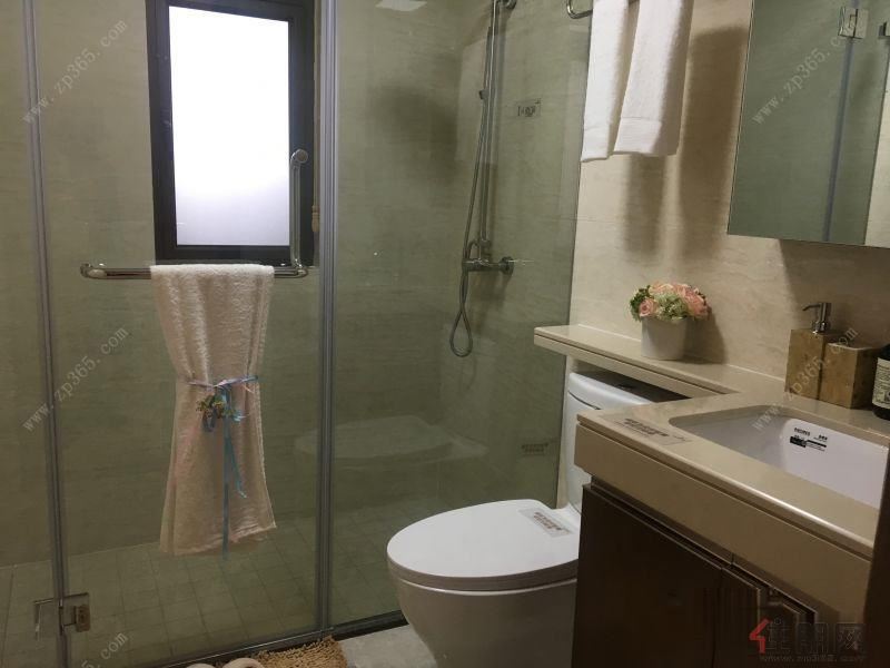 五象湖南(彰泰郡)3号地铁口赠送大面积公摊抵