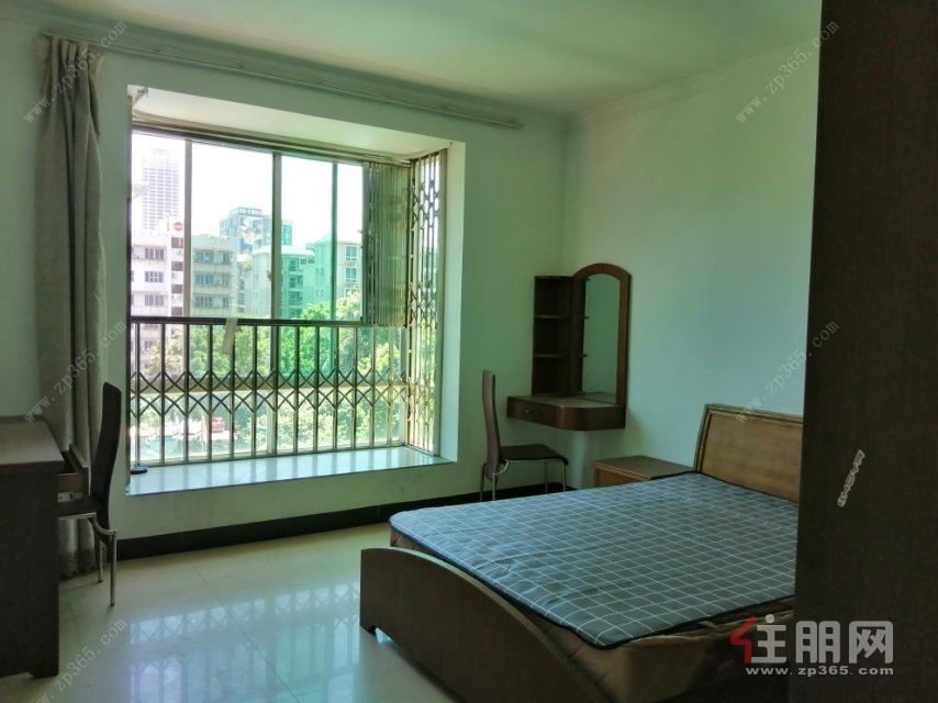 出售 高新苑 南北通透 大四房 双阳台
