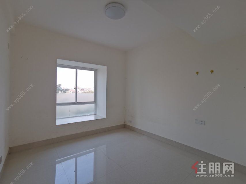 仙葫大道旁,120平大三房,仅售120万