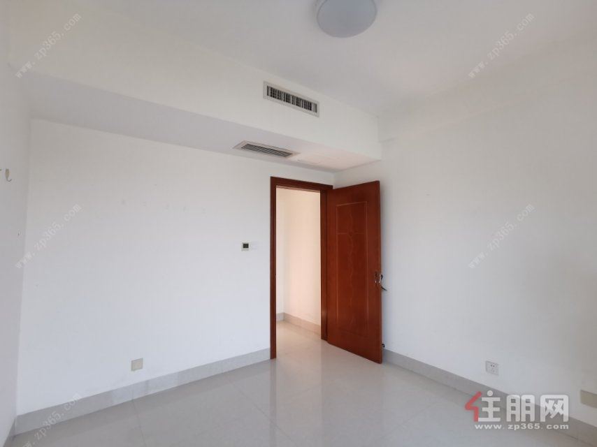 仙葫大道旁,120平大三房,仅售120万