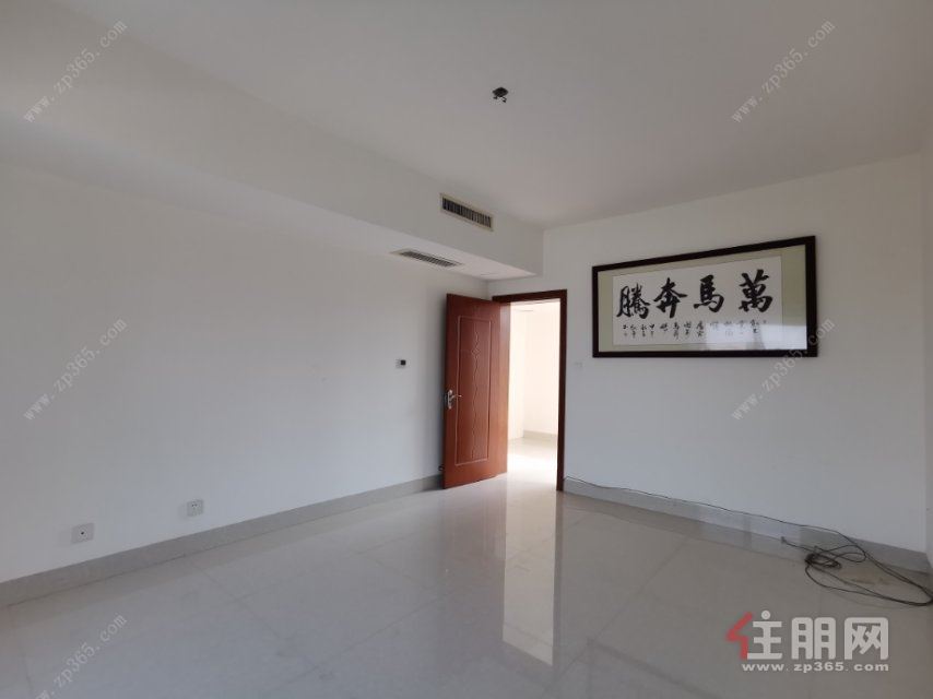 仙葫大道旁,120平大三房,仅售120万