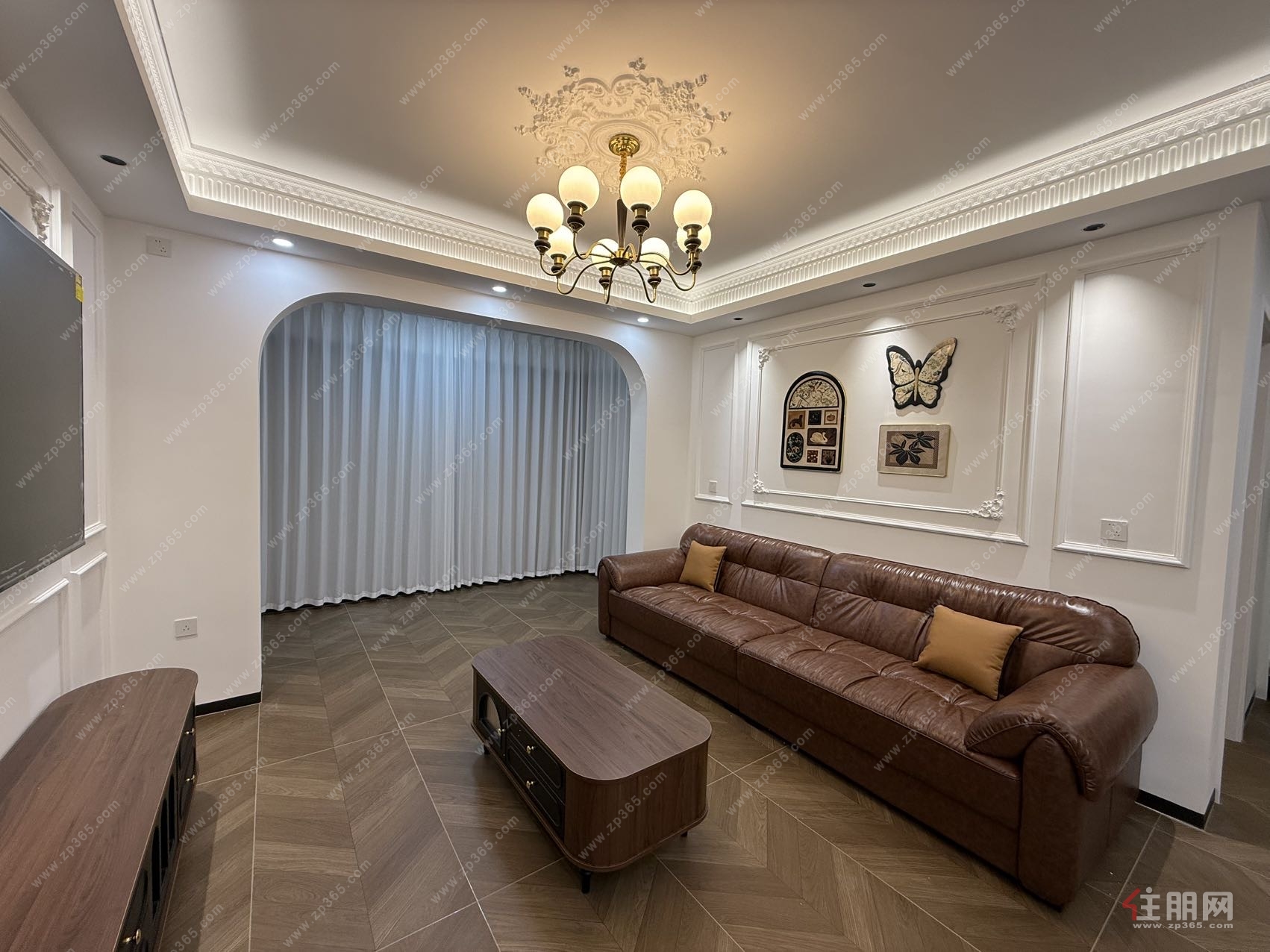 文澜府精装修四房两厅117平73.8万