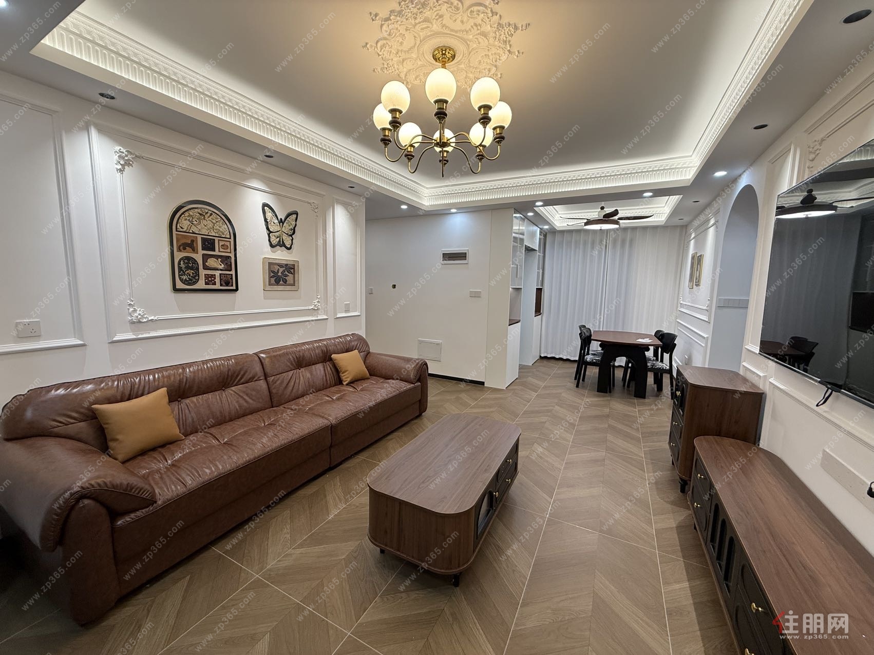 文澜府精装修四房两厅117平73.8万