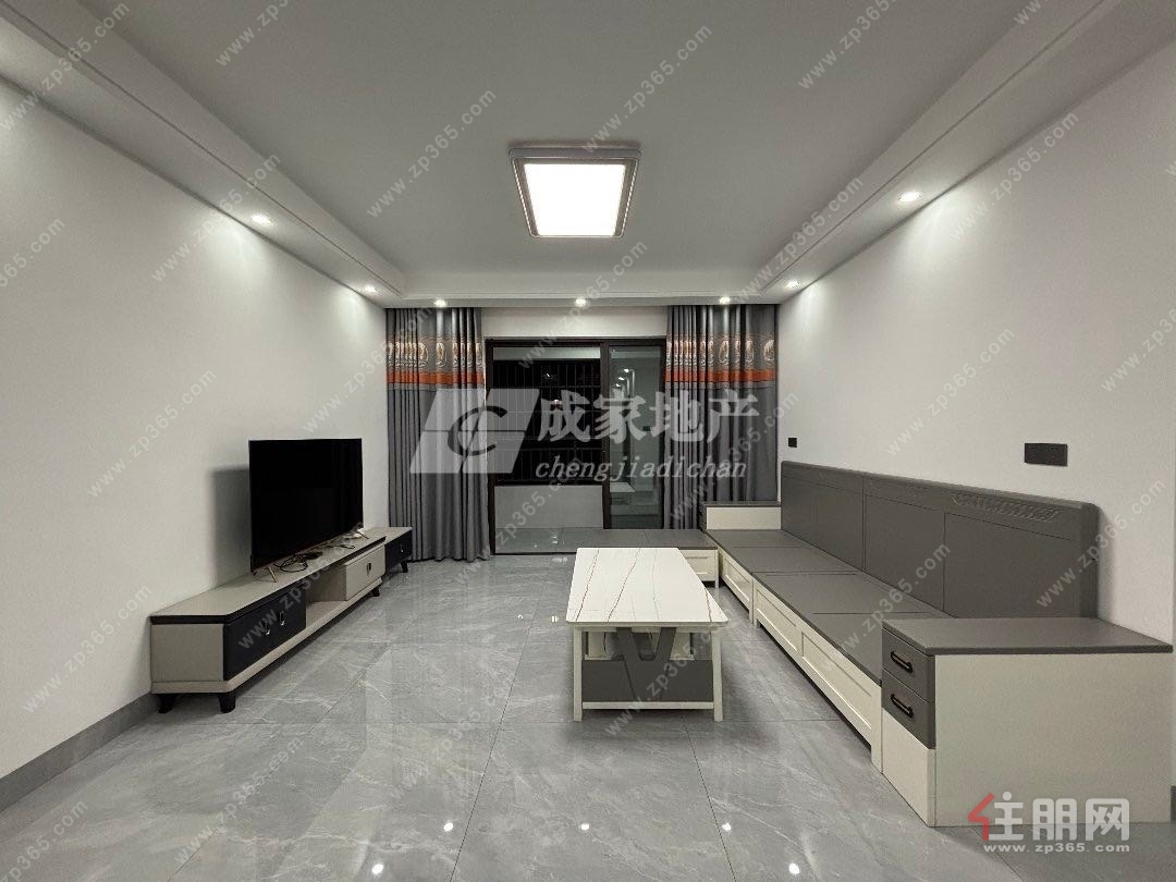 送车位国宾首府精装修四房