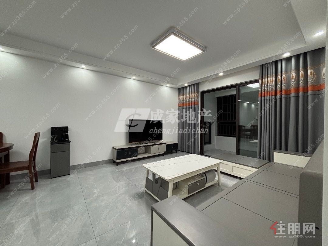 送车位国宾首府精装修四房