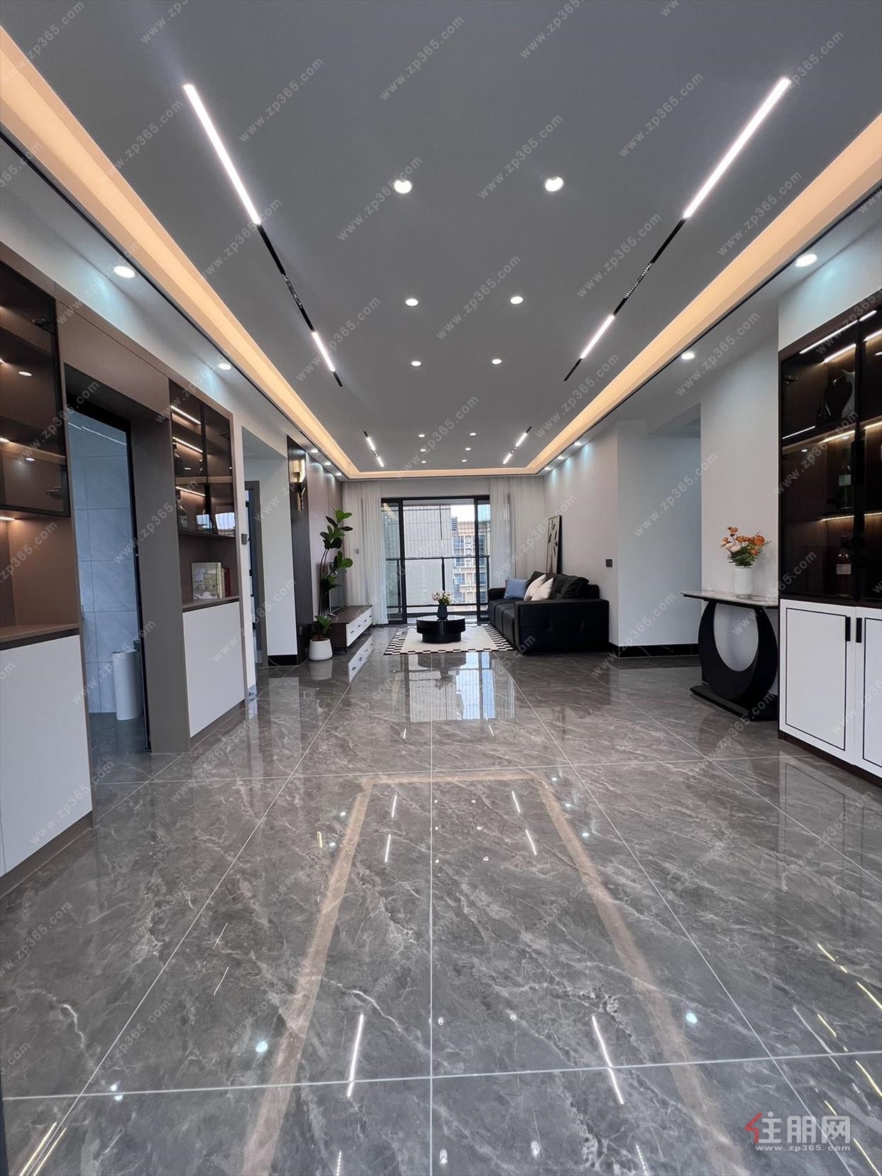 小龙品质盛世嘉园精装修四房124平，南北