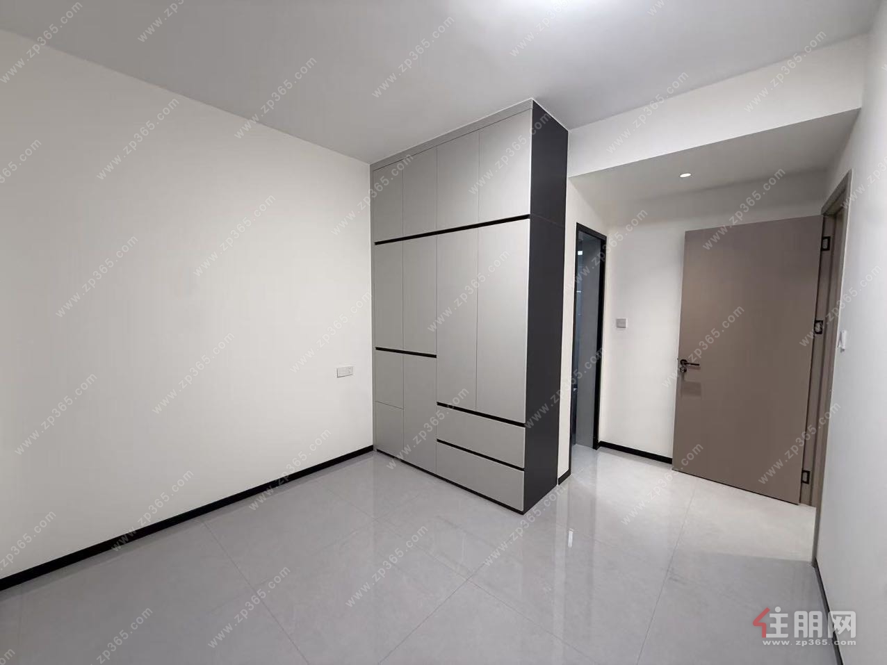 园博园附近精装修三房98平53.8万