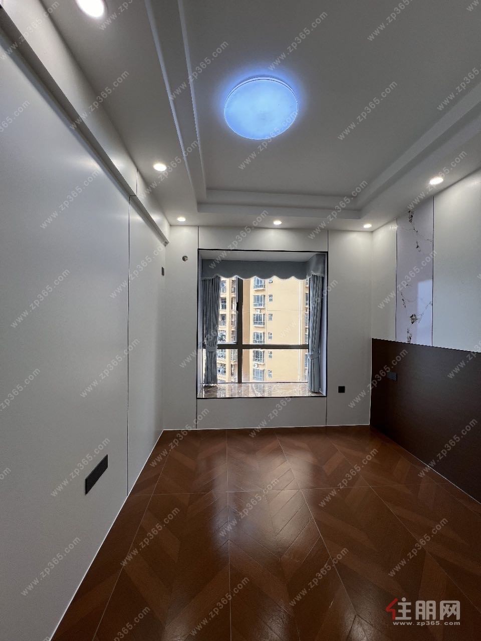 天悦华府精装修四房140平88万