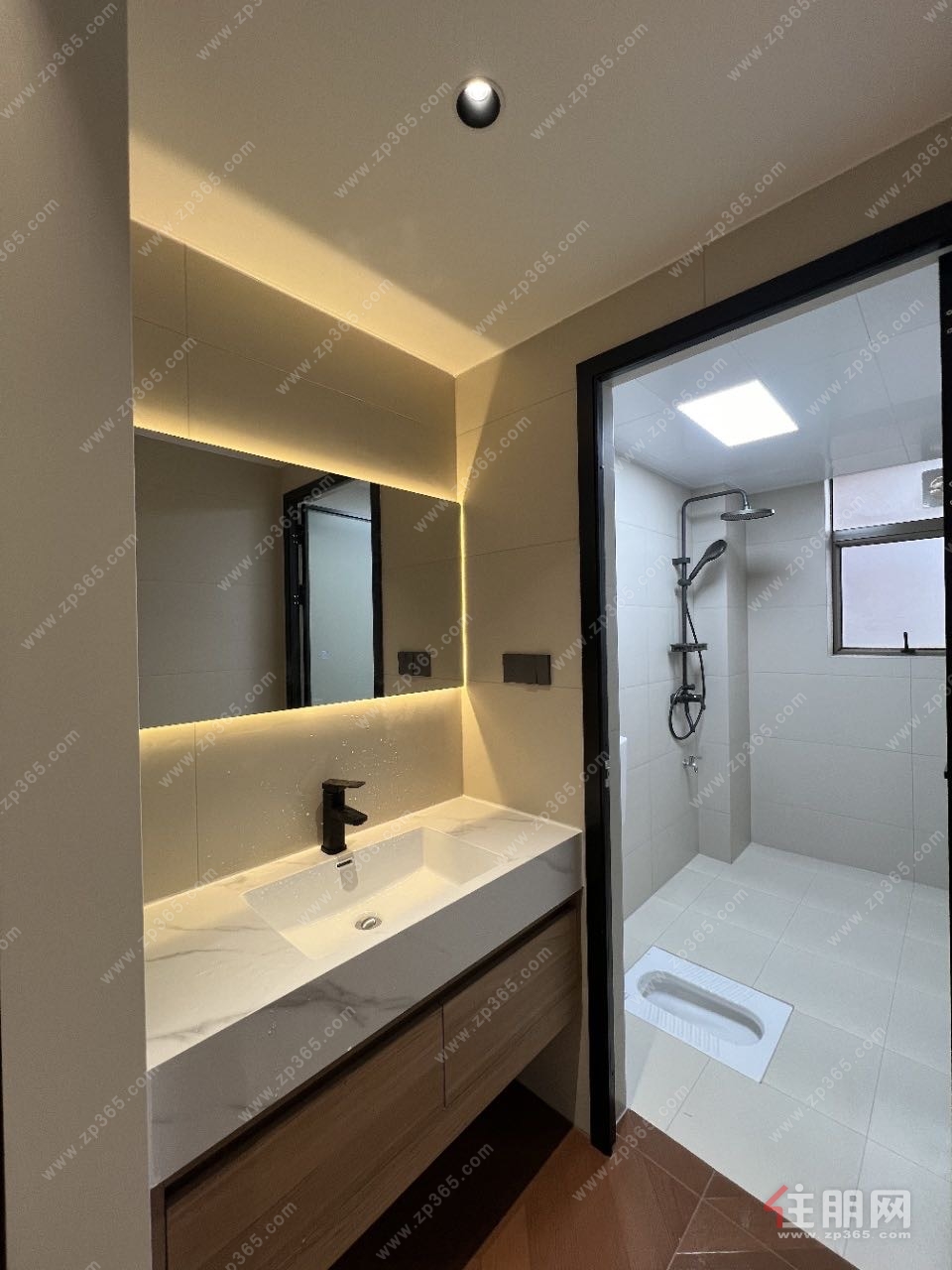 天悦华府精装修四房140平88万