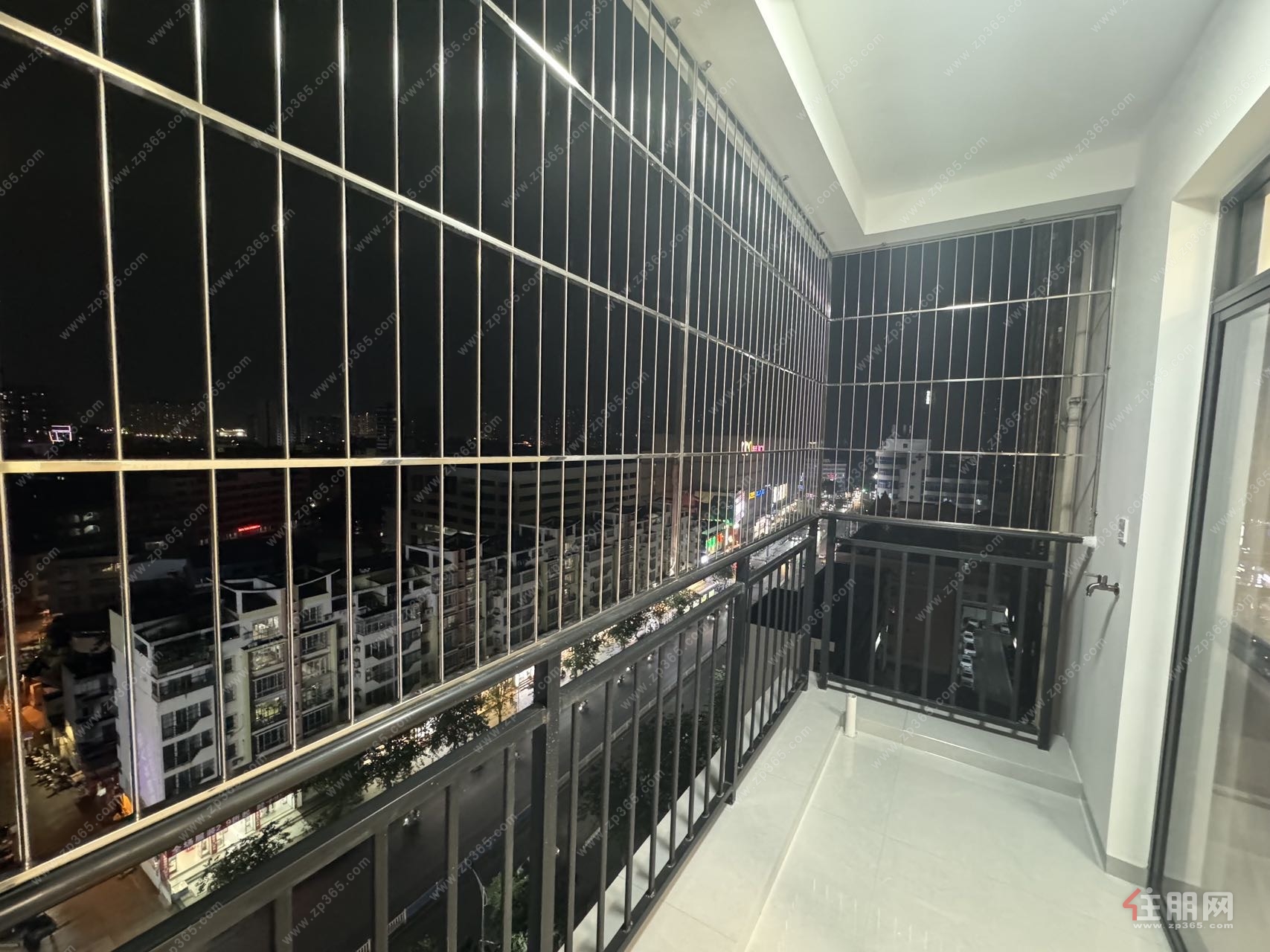 王府井精装修三房38.8万