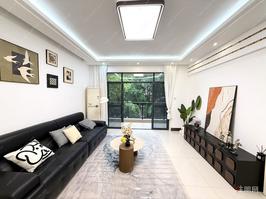 普罗旺斯四房精装修朝南，户型75万