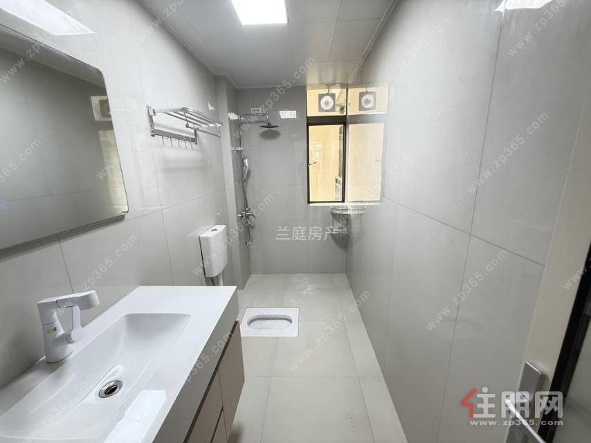 四十七中旁 4房2卫 中间层 随时看房