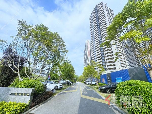 凤岭学府，凤岭北高端楼盘