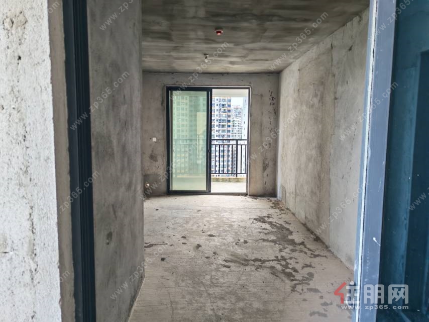 青秀区，进地铁，民主路小学