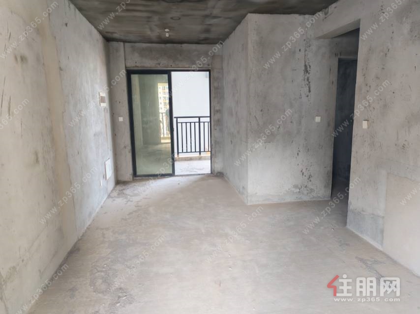青秀区，进地铁，民主路小学