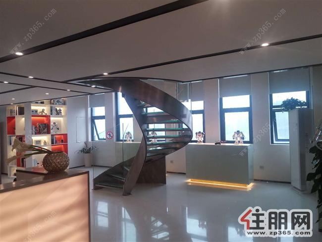 青秀区(绿地中央广场(复式楼中楼)写字楼(青秀万达)现房
