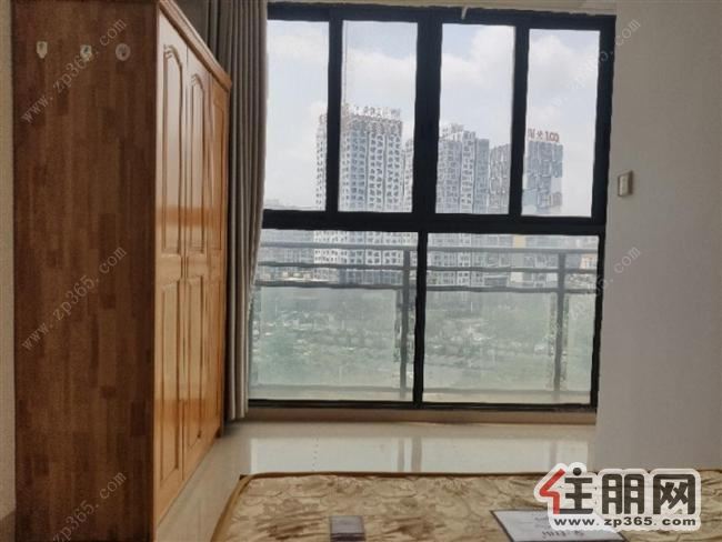 万象城附近民族大道地铁口凤岭新新家园4房配齐