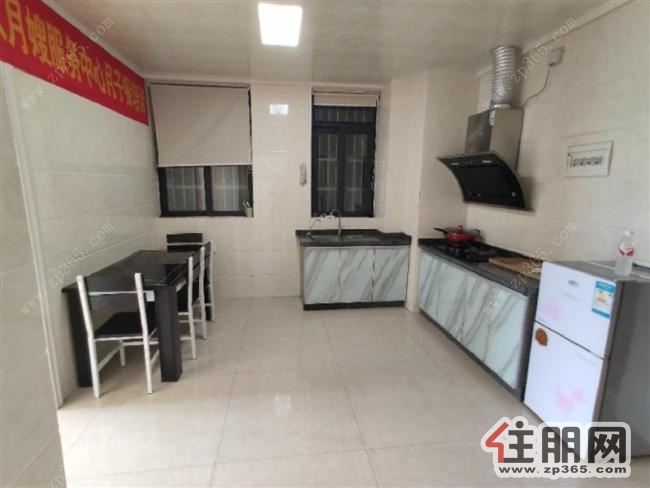 万象城附近民族大道地铁口凤岭新新家园4房配齐