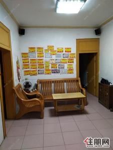 城中区,友谊路房屋出租(柳州饭店旁原柳州地委大院)