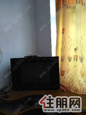 石羊塘交警后两房一厅家具齐全拎包入住