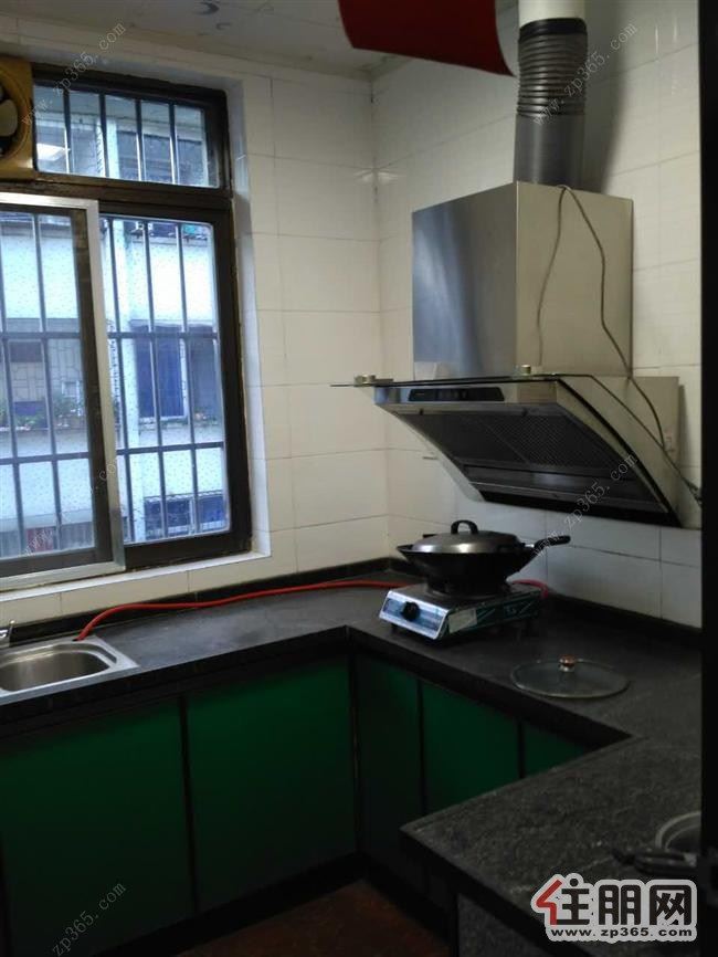 家具家电齐全,拎包入住