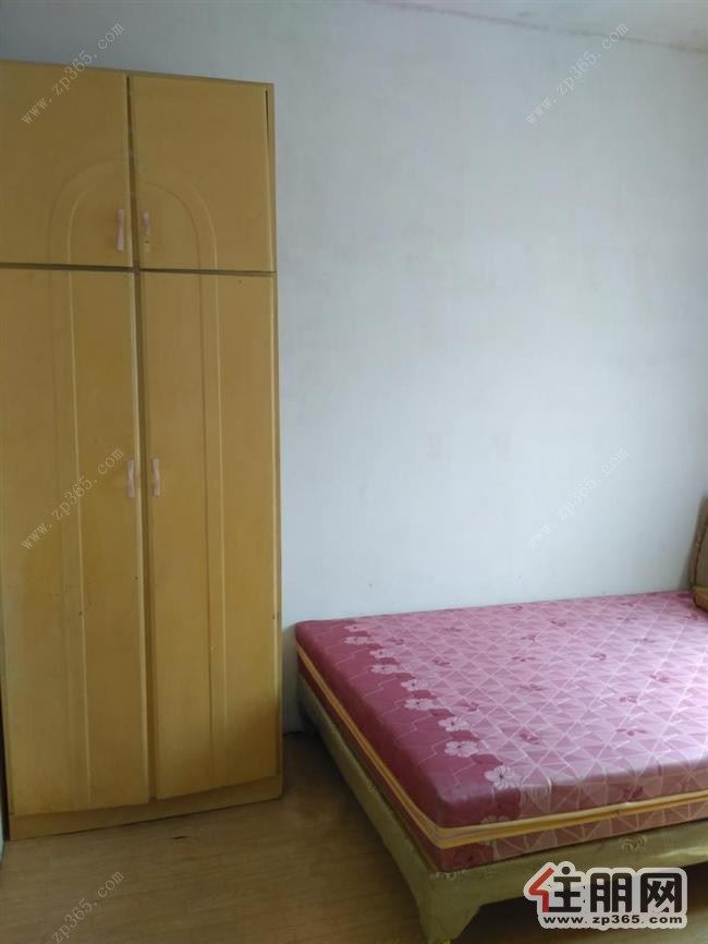 石羊塘交警后两房一厅家具齐全拎包入住(2)