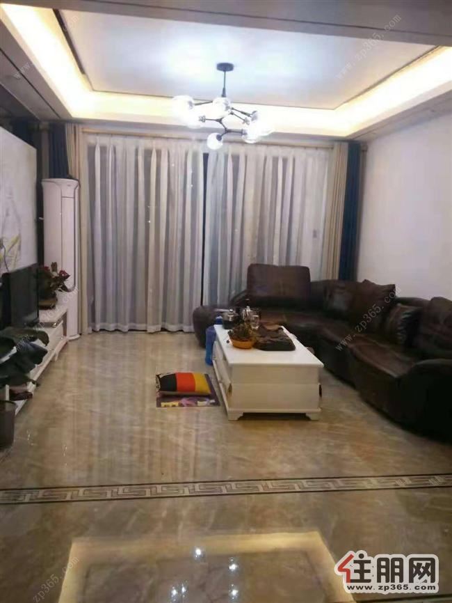 东湖公园广汇东湖城