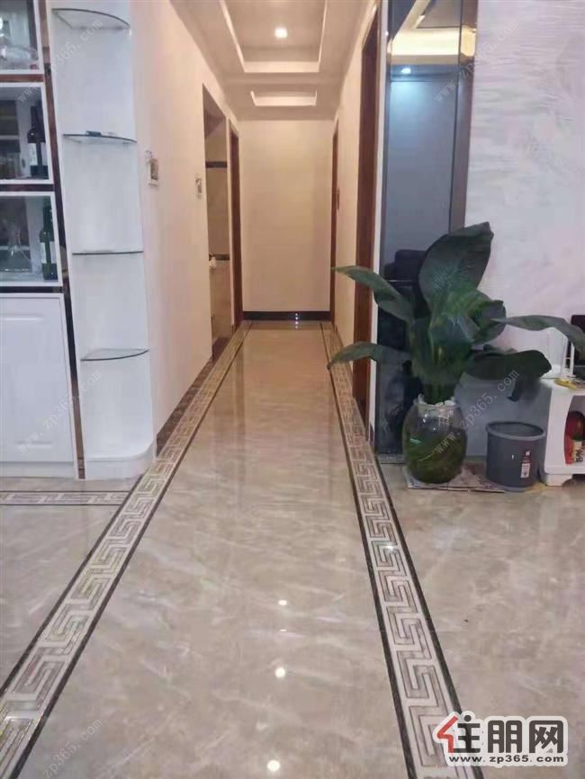 东湖公园广汇东湖城