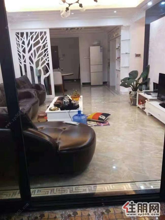 东湖公园广汇东湖城