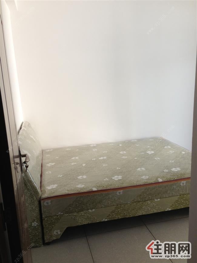 兴怡园两房一厅出租(中介勿扰)