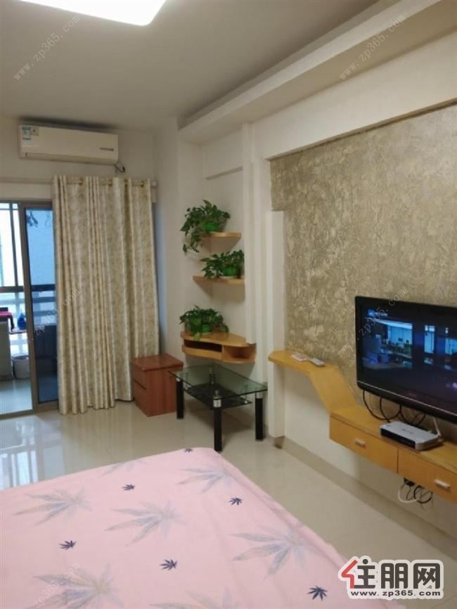 利海亚洲国际全新单间急租1800