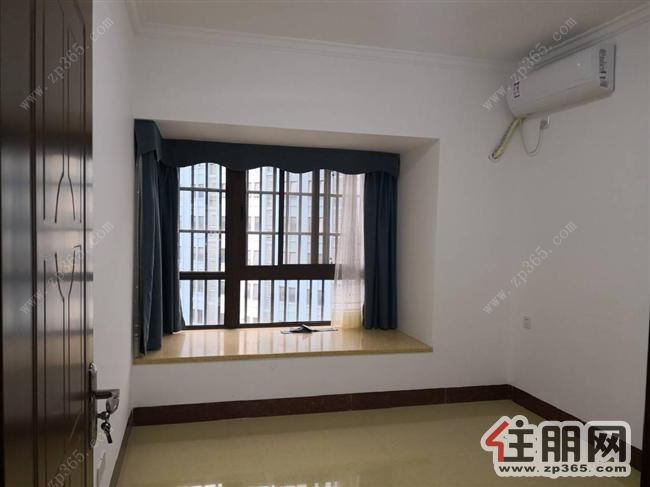 江南万达四房急租有停车位业主诚心出租