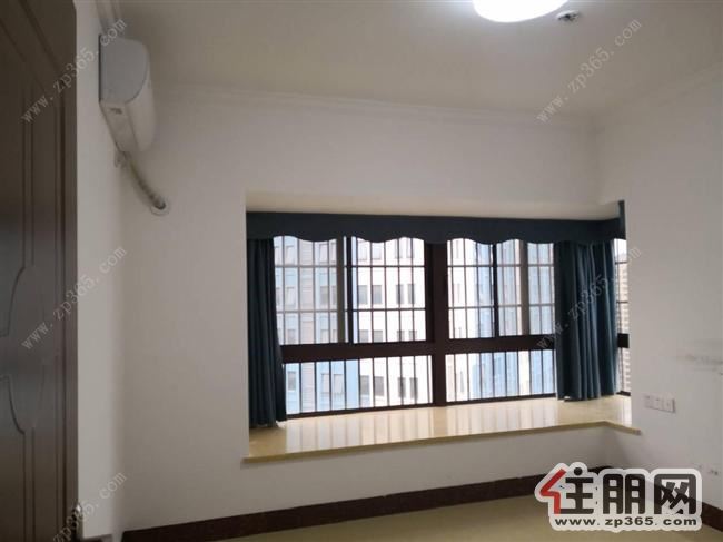 江南万达四房急租有停车位业主诚心出租