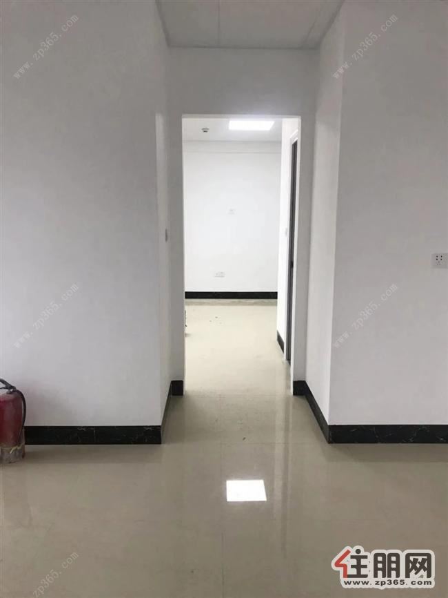 江南万达广场平层写字楼出租看房方便