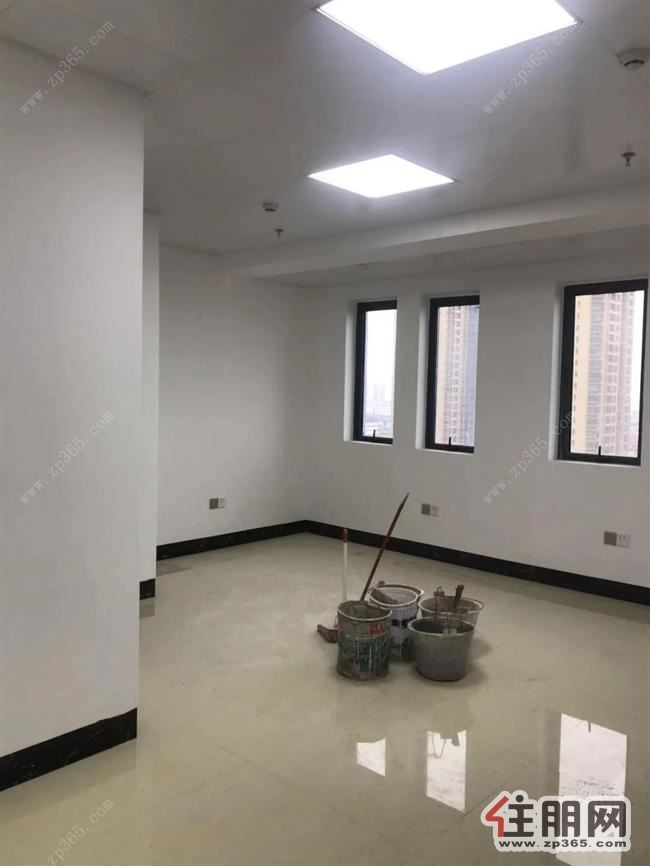 江南万达广场平层写字楼出租看房方便