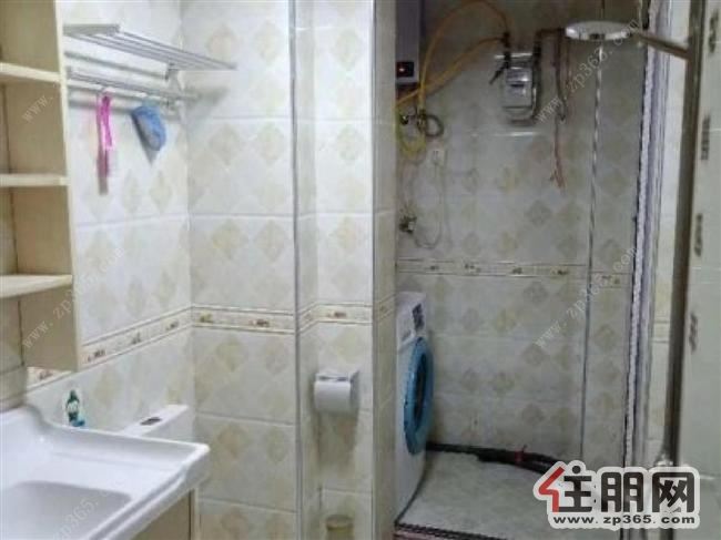 汇东星城三房,首次出租,保养新,家电家具齐全