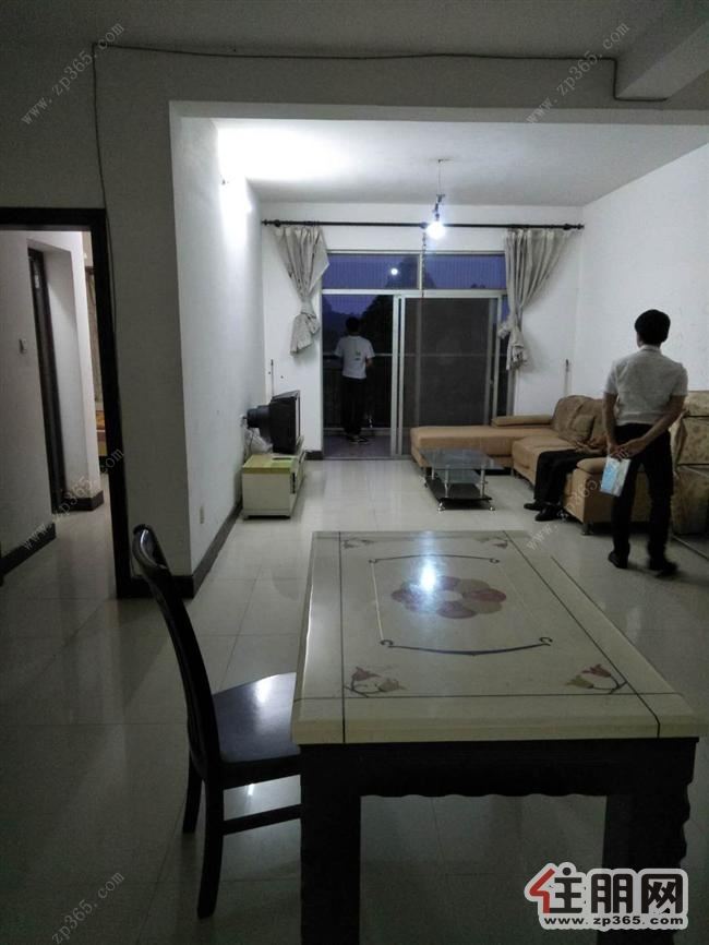 南北通透南站对面江南商贸城3房拎包入住1300月