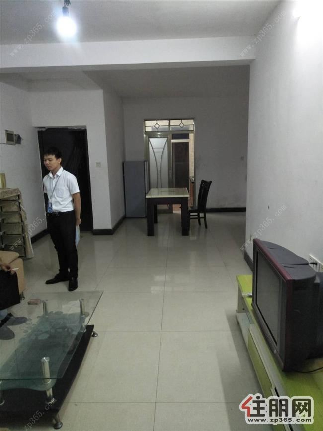 南北通透南站对面江南商贸城3房拎包入住1300月